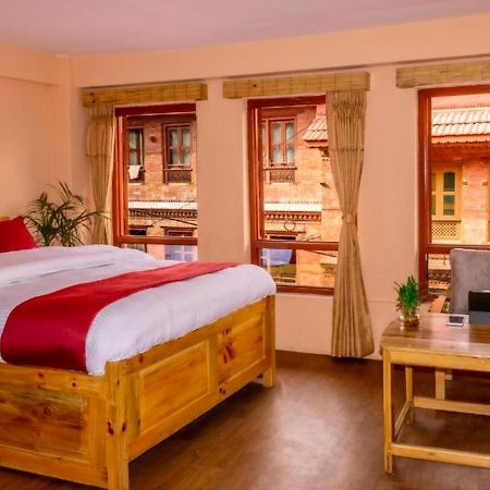 Eagle Nest Hotel Bhatgoan Eksteriør billede