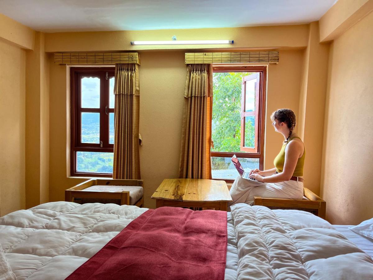 Eagle Nest Hotel Bhatgoan Eksteriør billede